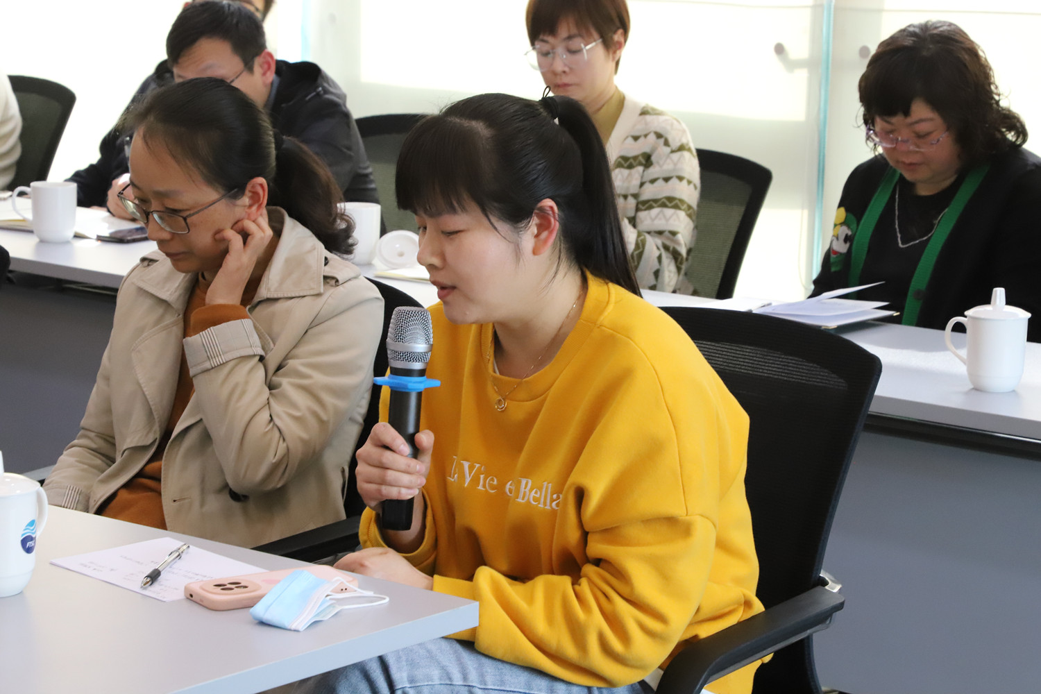 提增信心 守正出奇 控股公司召開一季度業(yè)務(wù)分析會(huì)議(圖13)